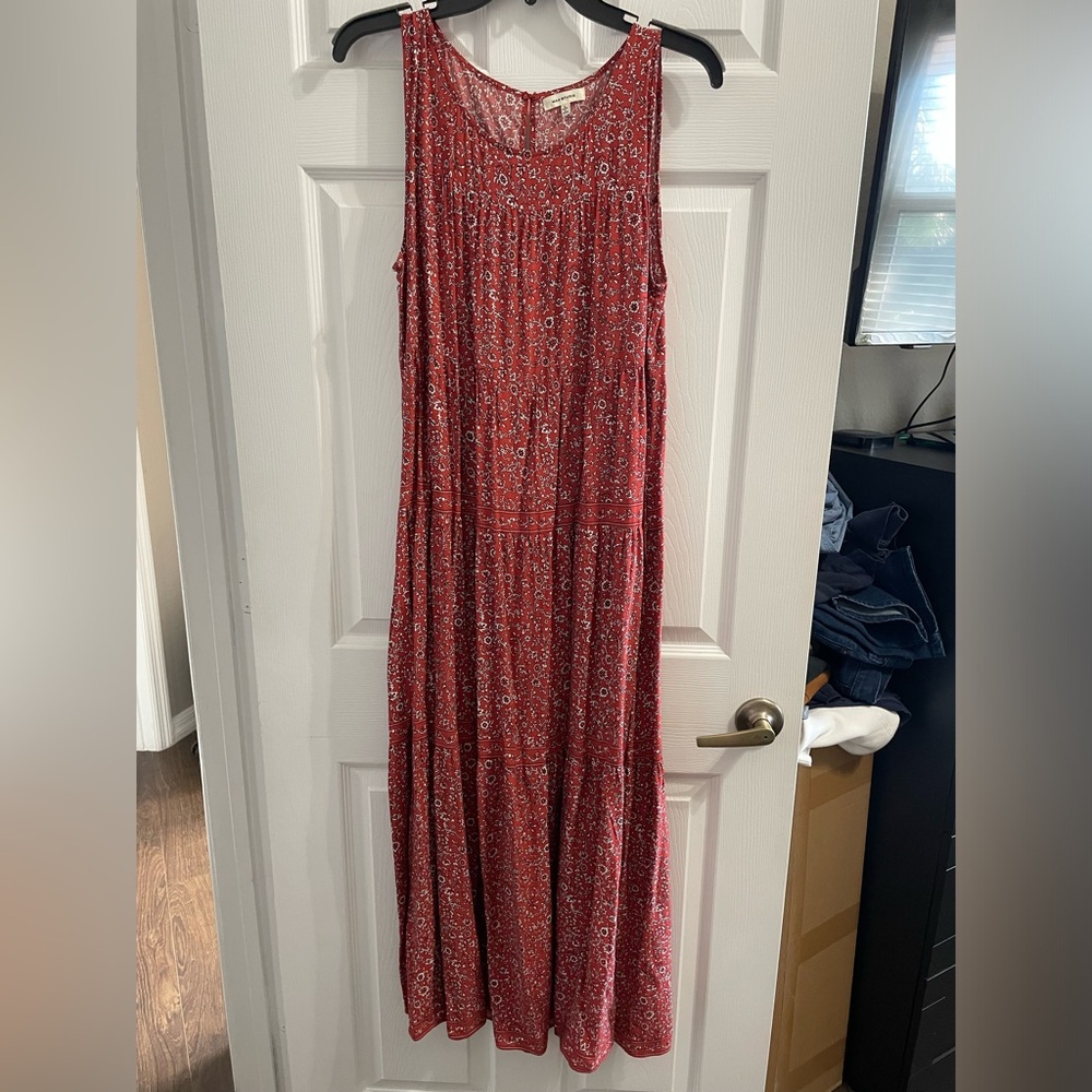 Max Studio dress with pockets. Super cute and perfect for summer days